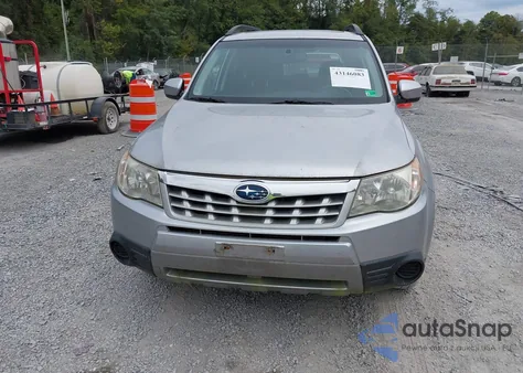 2012 Subaru Forester 2.5X Premium z USA, uszkodzony, nr VIN JF2SHBCCXCH418463